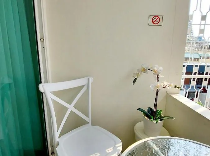 Bliss Silom Hotel