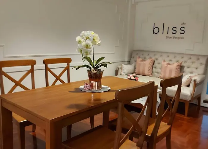Bliss Silom Hotel 3*