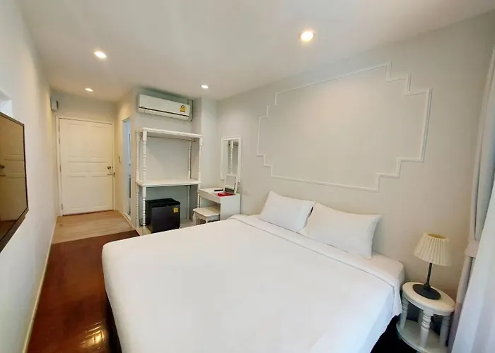 Bliss Silom Hotel 3*